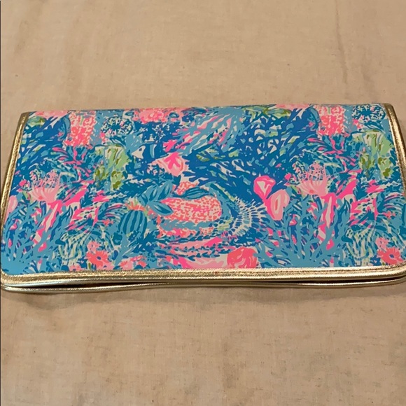 Lilly Pulitzer Handbags - NWOT Fished my Wish Travel Organizer
